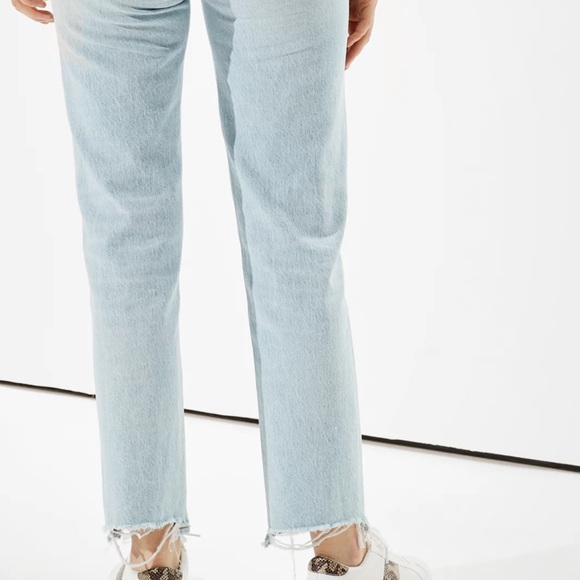 American Eagle Light Blue Distressed jeans Jeans - Picture 3 of 14